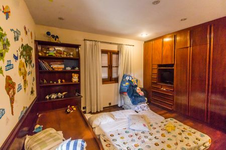 Apartamento para alugar com 136m², 4 quartos e 2 vagas Apartamento para alugar com 136m², 4 quartos e 2 vagasSuíte