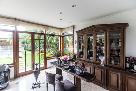 Apartamento para alugar com 136m², 4 quartos e 2 vagas Apartamento para alugar com 136m², 4 quartos e 2 vagasSala