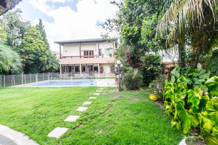 Apartamento para alugar com 136m², 4 quartos e 2 vagas Apartamento para alugar com 136m², 4 quartos e 2 vagasQuintal