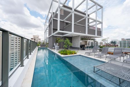 Studio para alugar com 25m², 1 quarto e sem vagaPiscina