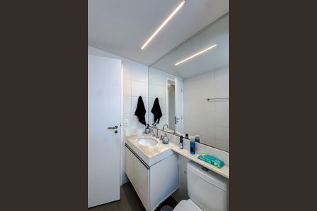 Apartamento à venda com 101m², 3 quartos e 2 vagasBanheiro
