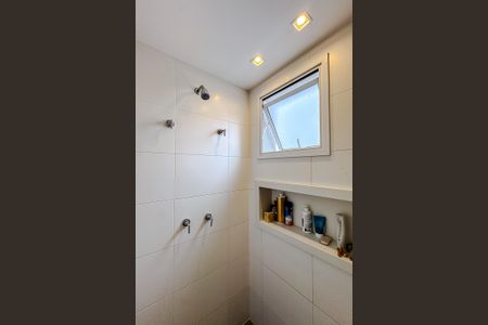 Apartamento à venda com 101m², 3 quartos e 2 vagasBanheiro da Suíte