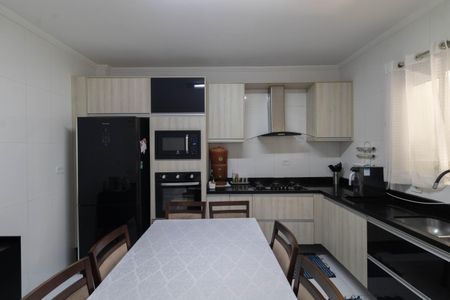 Casa à venda com 280m², 3 quartos e 1 vagaCozinha