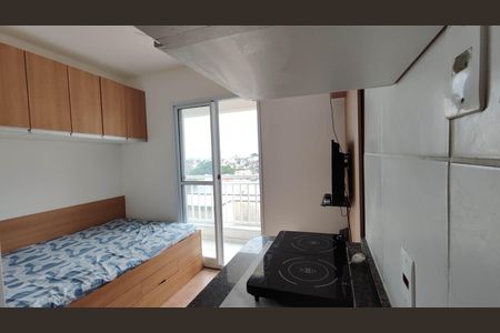 Quarto e cozinha de kitnet/studio para alugar com 1 quarto, 16m² em Cidade Antônio Estêvão de Carvalho, São Paulo