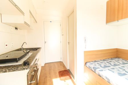 Quarto/Cozinha de kitnet/studio para alugar com 1 quarto, 16m² em Cidade Antônio Estêvão de Carvalho, São Paulo