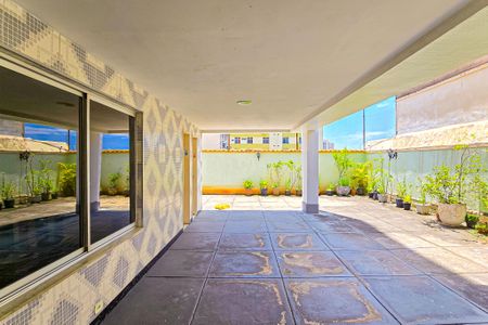 Apartamento à venda com 62m², 2 quartos e 1 vagaÁrea comum - Playground