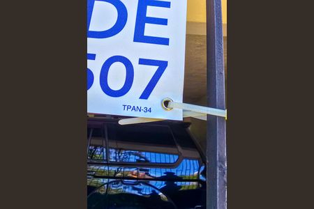 Apartamento à venda com 62m², 2 quartos e 1 vagaFachada do Prédio com placa