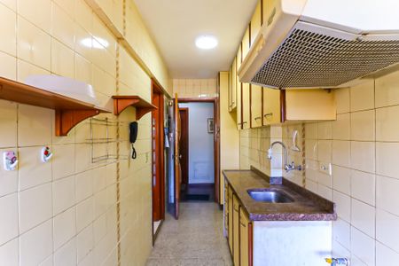 Apartamento à venda com 62m², 2 quartos e 1 vagaCozinha