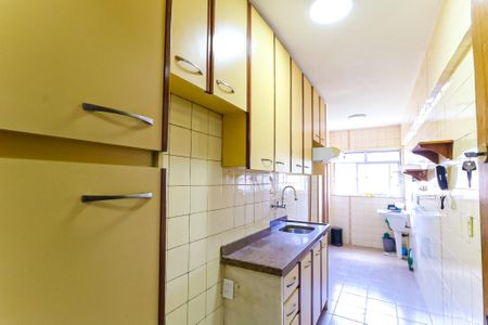 Apartamento à venda com 62m², 2 quartos e 1 vagaCozinha