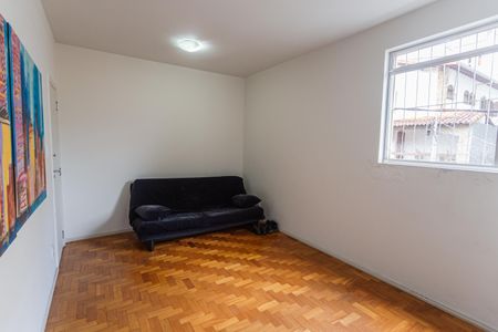 Apartamento à venda com 84m², 3 quartos e 1 vaga Apartamento à venda com 84m², 3 quartos e 1 vagaSala