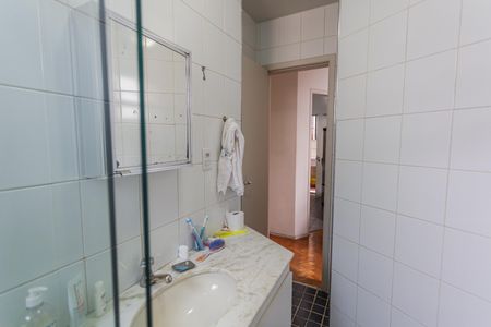 Apartamento à venda com 84m², 3 quartos e 1 vaga Apartamento à venda com 84m², 3 quartos e 1 vagaBanheiro Social