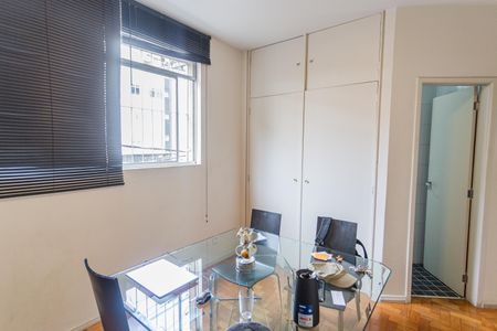 Apartamento à venda com 84m², 3 quartos e 1 vaga Apartamento à venda com 84m², 3 quartos e 1 vagaCopa