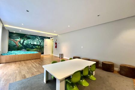 Apartamento à venda com 69m², 2 quartos e 1 vagaÁrea comum