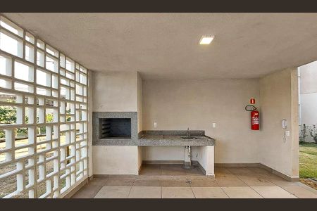 Apartamento à venda com 33m², 2 quartos e sem vagaÁrea comum - Churrasqueira