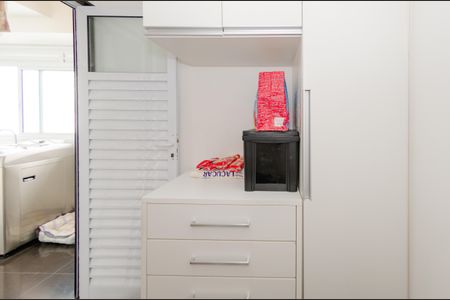 Apartamento para alugar com 323m², 4 quartos e 4 vagas Apartamento para alugar com 323m², 4 quartos e 4 vagasQuarto de serviço