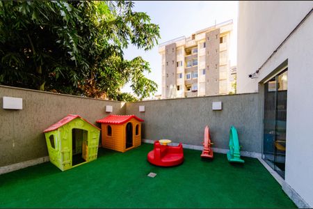 Apartamento para alugar com 323m², 4 quartos e 4 vagas Apartamento para alugar com 323m², 4 quartos e 4 vagasÁrea comum