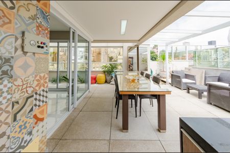 Apartamento para alugar com 323m², 4 quartos e 4 vagas Apartamento para alugar com 323m², 4 quartos e 4 vagasCobertura