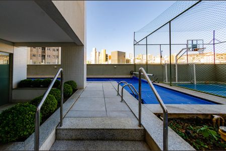 Apartamento para alugar com 323m², 4 quartos e 4 vagas Apartamento para alugar com 323m², 4 quartos e 4 vagasÁrea comum