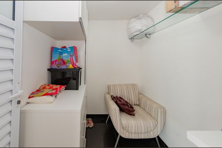 Apartamento para alugar com 323m², 4 quartos e 4 vagas Apartamento para alugar com 323m², 4 quartos e 4 vagasQuarto de serviço