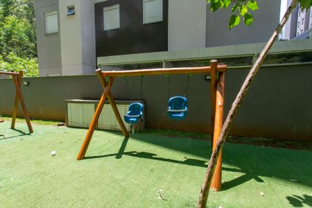 Apartamento para alugar com 42m², 2 quartos e sem vaga Apartamento para alugar com 42m², 2 quartos e sem vagaÁrea comum - Playground