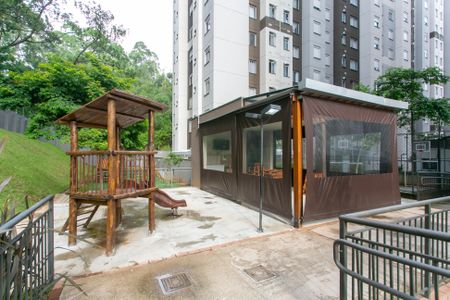 Apartamento para alugar com 42m², 2 quartos e sem vaga Apartamento para alugar com 42m², 2 quartos e sem vagaÁrea comum - Churrasqueira