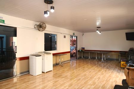 Apartamento à venda com 45m², 2 quartos e 1 vagaÁrea comum - Salão de festas