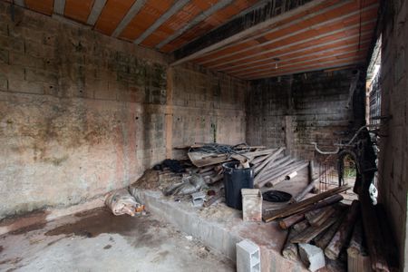 Casa à venda com 70m², 2 quartos e 2 vagasGaragem