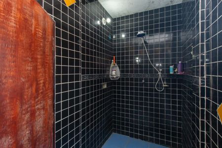 Banheiro de casa à venda com 2 quartos, 70m² em Vila Princesa Isabel, São Paulo