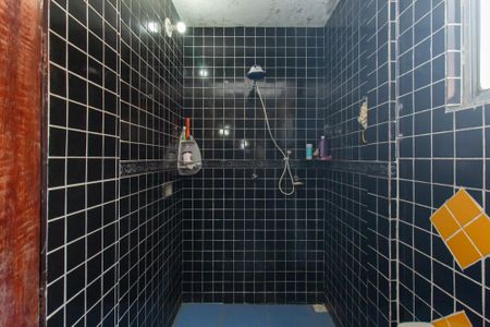 Casa à venda com 70m², 2 quartos e 2 vagasBanheiro