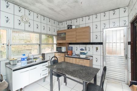Casa à venda com 70m², 2 quartos e 2 vagasCozinha