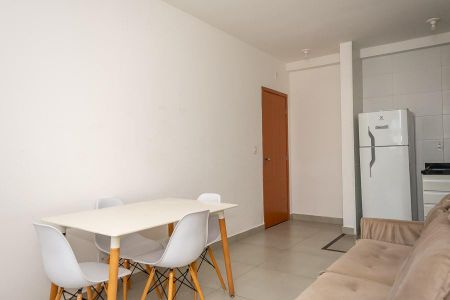 Sala de apartamento para alugar com 2 quartos, 59m² em Balneario Salto Grande, Americana