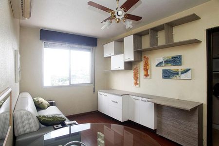 Sala de apartamento à venda com 1 quarto, 41m² em Partenon, Porto Alegre