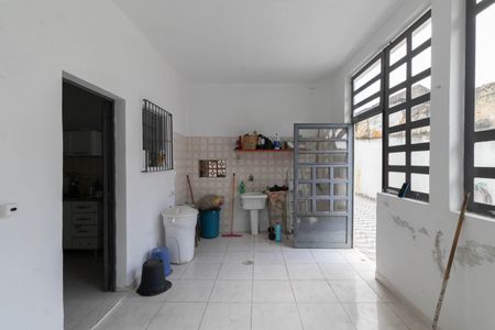 Casa para alugar com 302m², 3 quartos e 6 vagas Casa para alugar com 302m², 3 quartos e 6 vagasCozinha