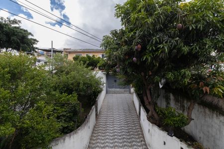 Casa para alugar com 302m², 3 quartos e 6 vagas Casa para alugar com 302m², 3 quartos e 6 vagasVista Quarto 2