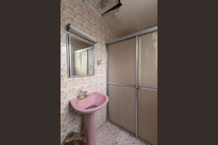 Casa para alugar com 302m², 3 quartos e 6 vagas Casa para alugar com 302m², 3 quartos e 6 vagasBanheiro