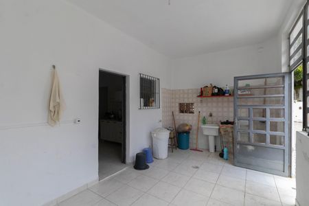 Casa para alugar com 302m², 3 quartos e 6 vagas Casa para alugar com 302m², 3 quartos e 6 vagasÁrea de Serviço