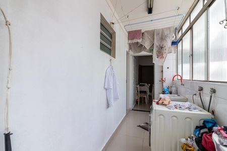 Apartamento para alugar com 114m², 3 quartos e 1 vagaÁrea de Serviço