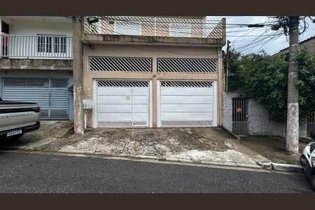 Casa para alugar com 149m², 3 quartos e 1 vagaFachada