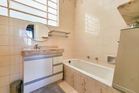 Apartamento à venda com 172m², 3 quartos e 1 vagaBanheiro 