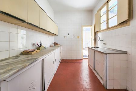 Apartamento à venda com 172m², 3 quartos e 1 vagaCozinha 