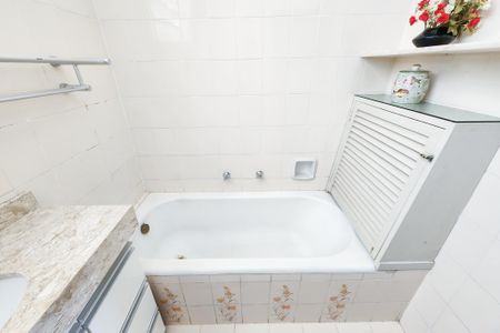 Apartamento à venda com 172m², 3 quartos e 1 vagaBanheiro 