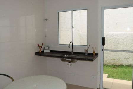 Casa de Condomínio para alugar com 3 quartos, 110m² em Caucaia do Alto, Cotia