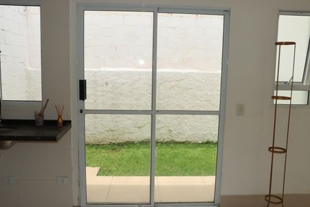 Casa de Condomínio para alugar com 3 quartos, 110m² em Caucaia do Alto, Cotia