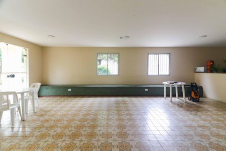 Apartamento para alugar com 40m², 2 quartos e 1 vagaÁrea comum - Salão de festas