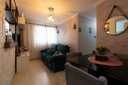 Sala de apartamento à venda com 2 quartos, 45m² em Jardim Santa Teresinha, São Paulo