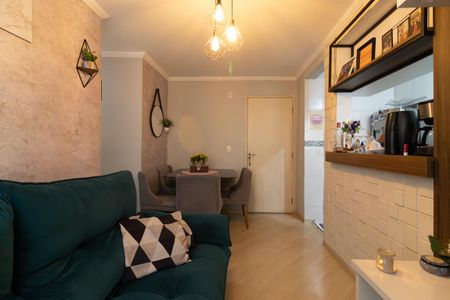 Sala de apartamento à venda com 2 quartos, 45m² em Jardim Santa Teresinha, São Paulo