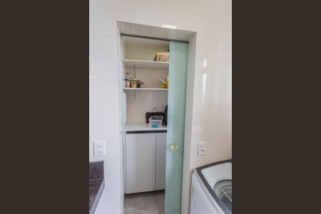 Apartamento para alugar com 77m², 3 quartos e 1 vagaDespensa