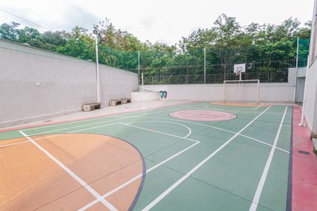 Apartamento para alugar com 77m², 3 quartos e 1 vagaÁrea comum - Quadra Esportiva