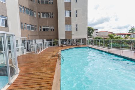 Apartamento para alugar com 77m², 3 quartos e 1 vagaÁrea comum - Piscina