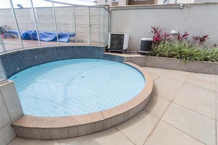 Apartamento para alugar com 77m², 3 quartos e 1 vagaÁrea comum - Piscina